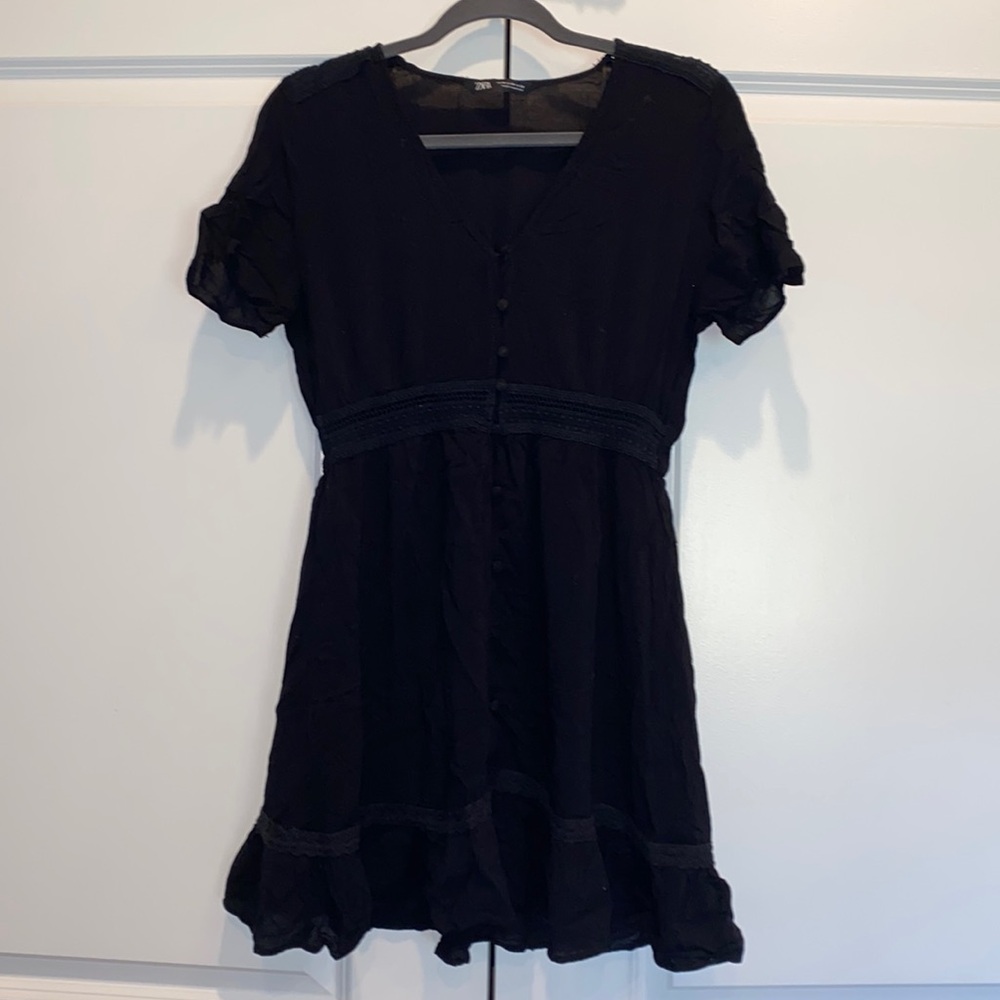 Zara Black Short Sleeve V-Neck Mini Dress